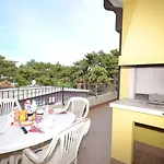 Lovely Flat In A Building Surrounded By Garden * Bibione