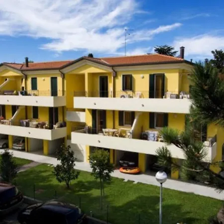 Lovely Flat In A Building Surrounded By Garden Appartement *