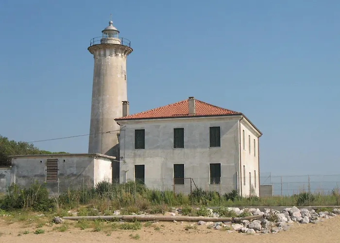 Διαμέρισμα Lovely Flat In A Building Surrounded By Garden